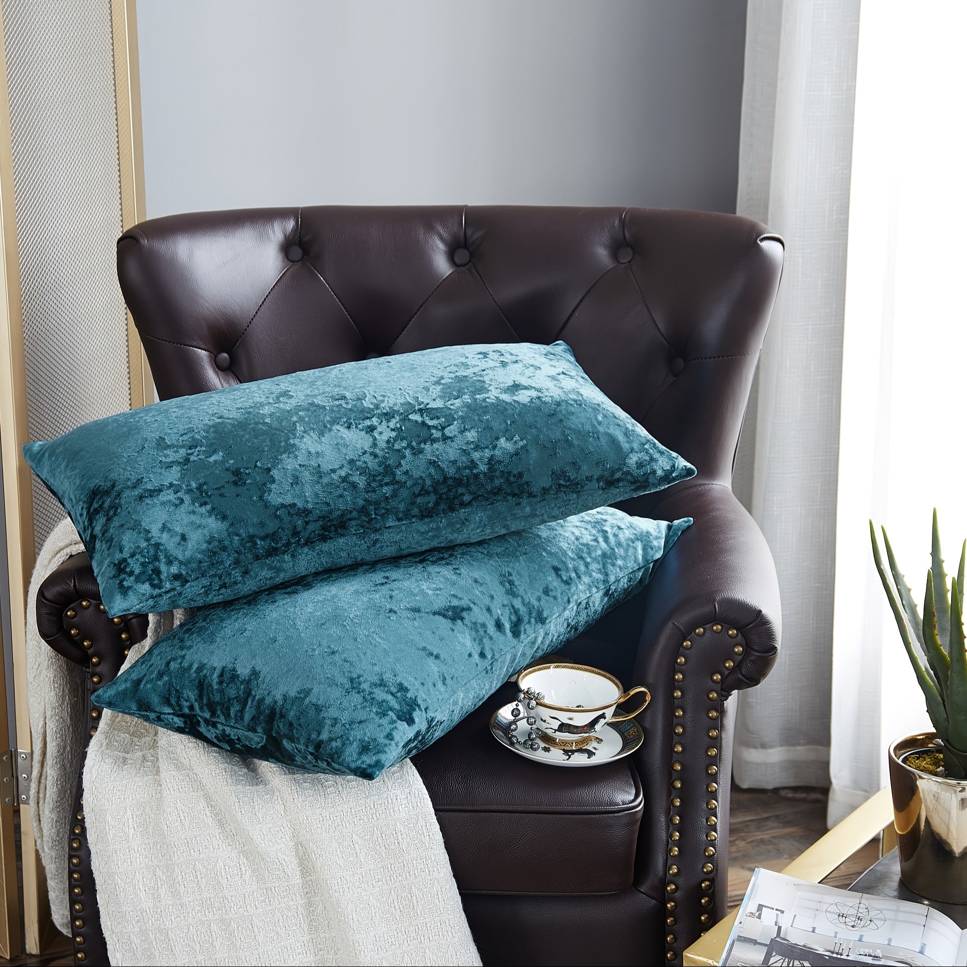 2pcs Crushed Velvet Fuzzy Soft Decorative Throw Pillow Covers Set with Double Sided (NO INSERT), Stylish Cushion Cover for Sofa Couch Chair Living Room Bedroom Decor