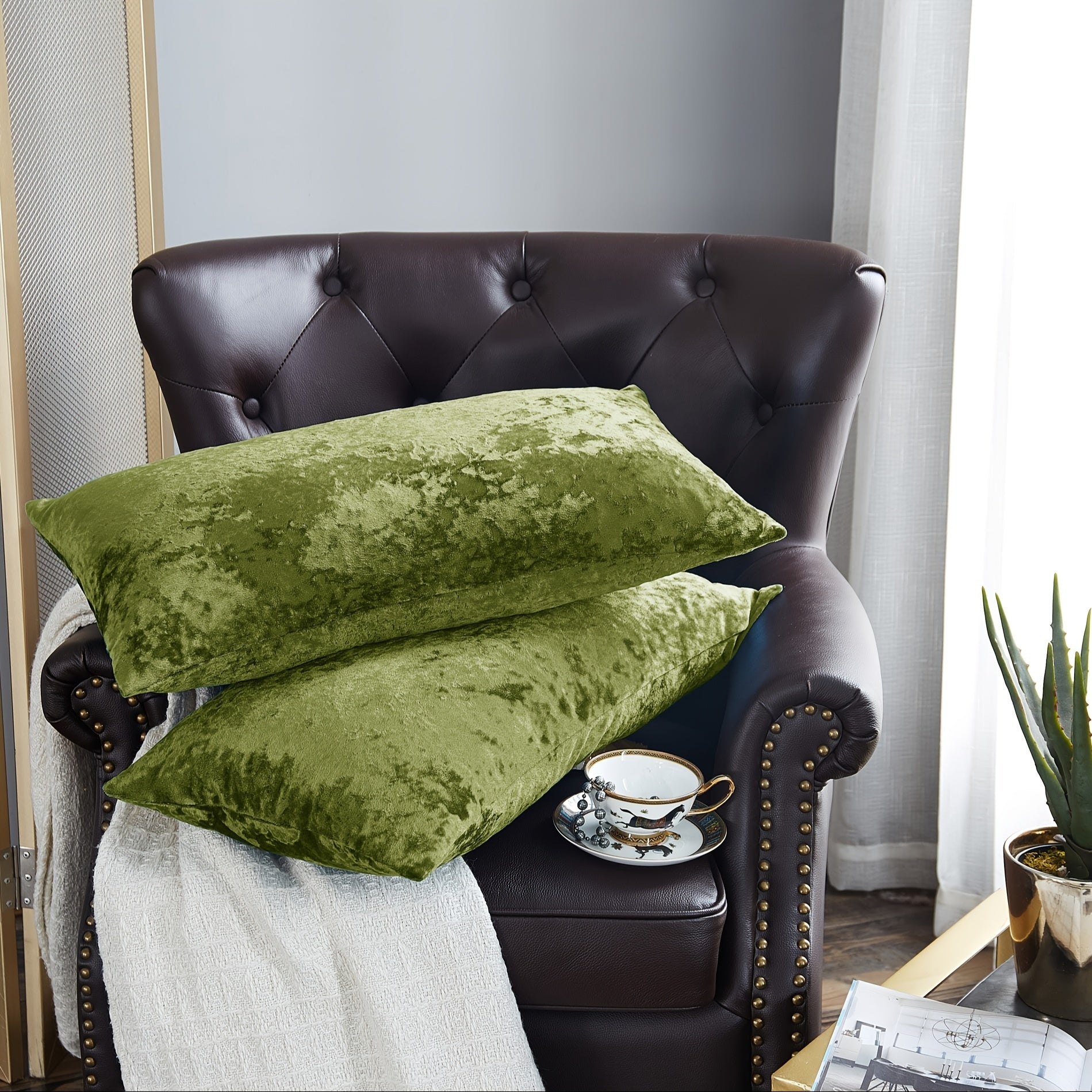 2pcs Crushed Velvet Fuzzy Soft Decorative Throw Pillow Covers Set with Double Sided (NO INSERT), Stylish Cushion Cover for Sofa Couch Chair Living Room Bedroom Decor